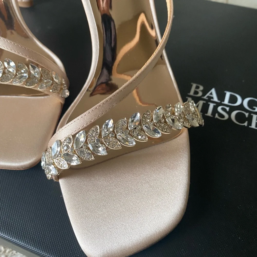 Badgley Mischka Kerry Heels - Picture 3 of 15